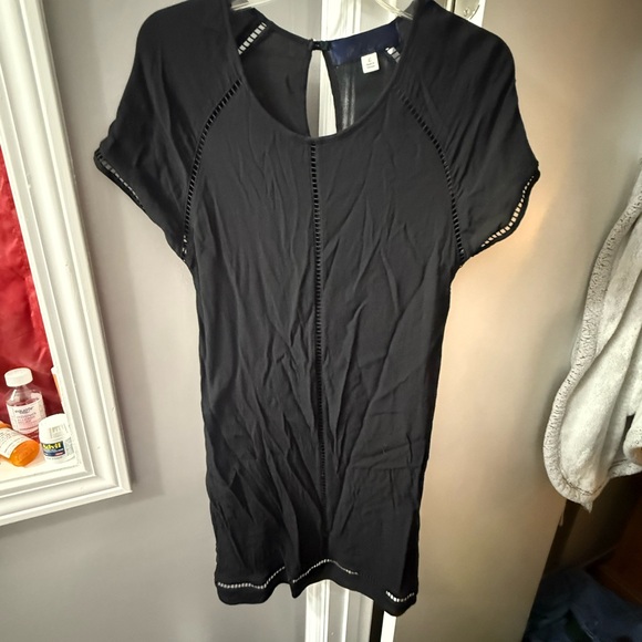 Blue Rain Dresses & Skirts - Blue Rain Elegant Black Short Sleeve dress/coverup